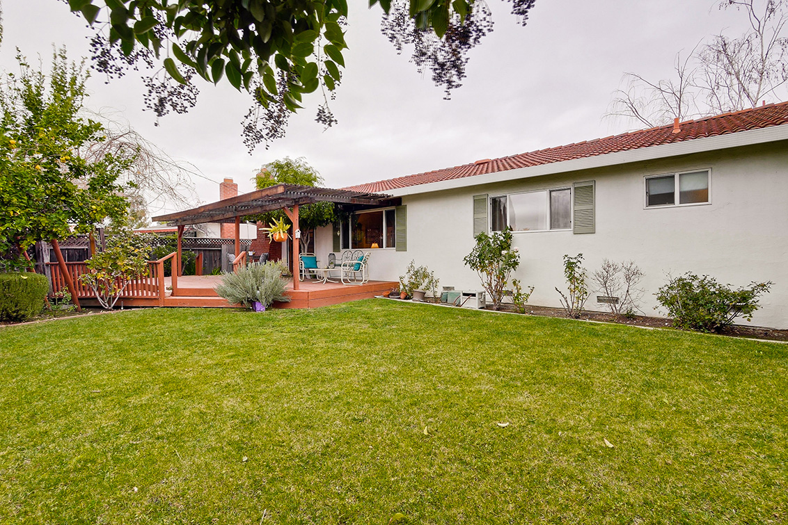Backyard (C) picture - 1475 Stone Creek Dr, San Jose 95132