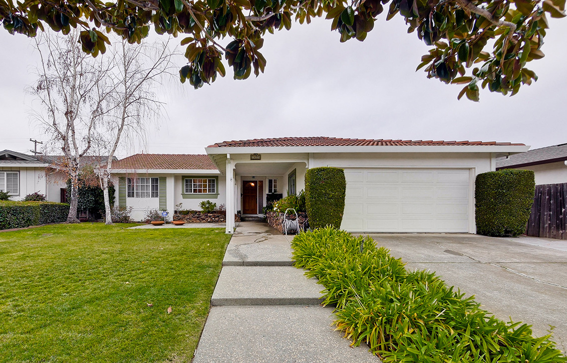 Front (A) picture - 1475 Stone Creek Dr, San Jose 95132