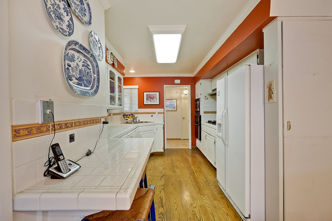 Kitchen (B) picture - 1475 Stone Creek Dr, San Jose 95132