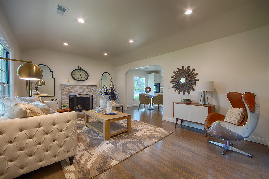 Living Room - 704 Winchester Dr, Burlingame 94010
