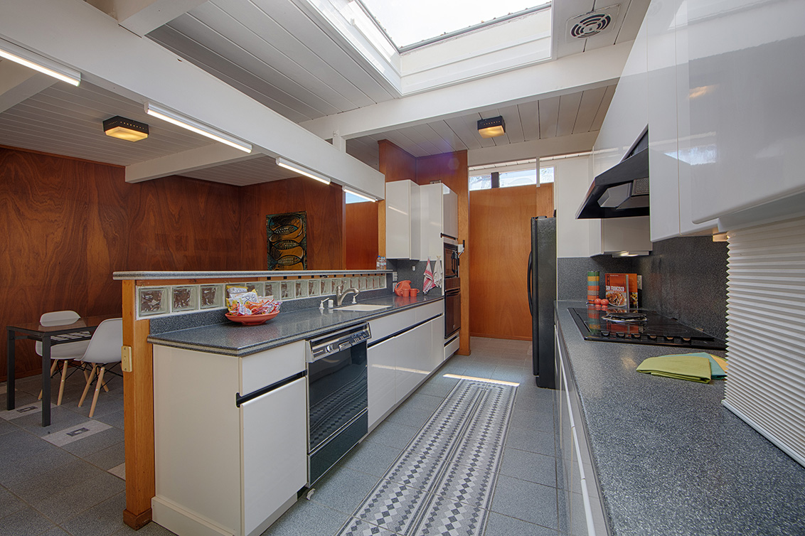 Kitchen (B) picture - 1624 Yorktown Rd, San Mateo 94402