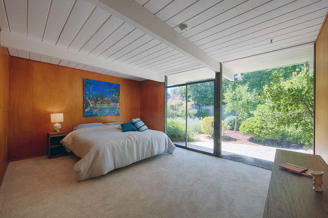 Master Bedroom (A) picture - 1624 Yorktown Rd, San Mateo 94402