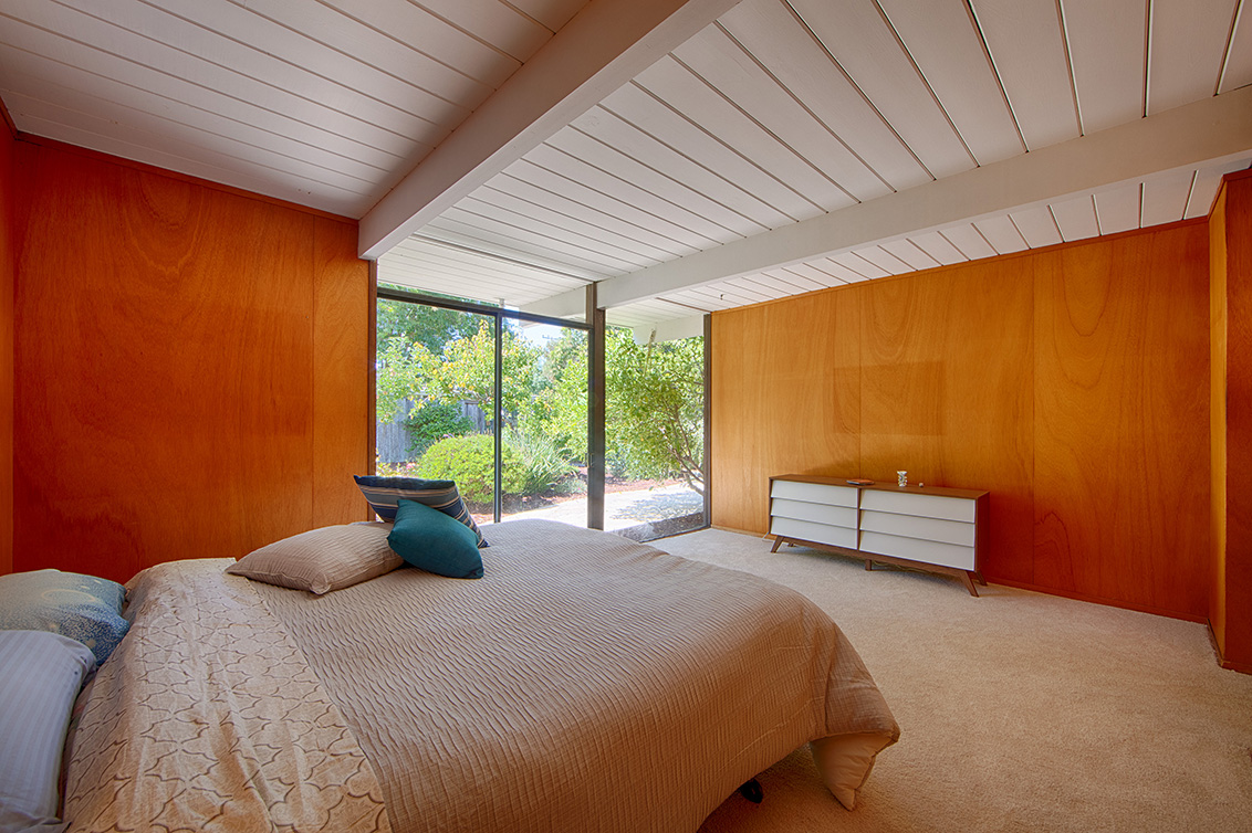 Master Bedroom (B) picture - 1624 Yorktown Rd, San Mateo 94402