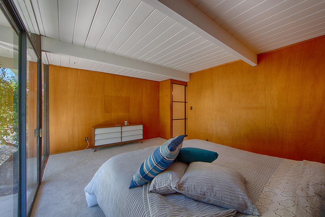 Master Bedroom (C) picture - 1624 Yorktown Rd, San Mateo 94402