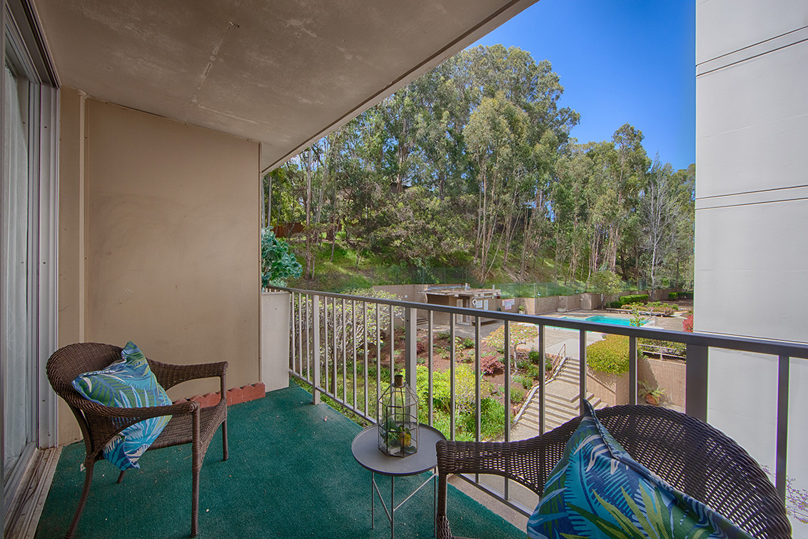 Balcony (A) picture - 400 Davey Glen Rd 4524, Belmont 94002