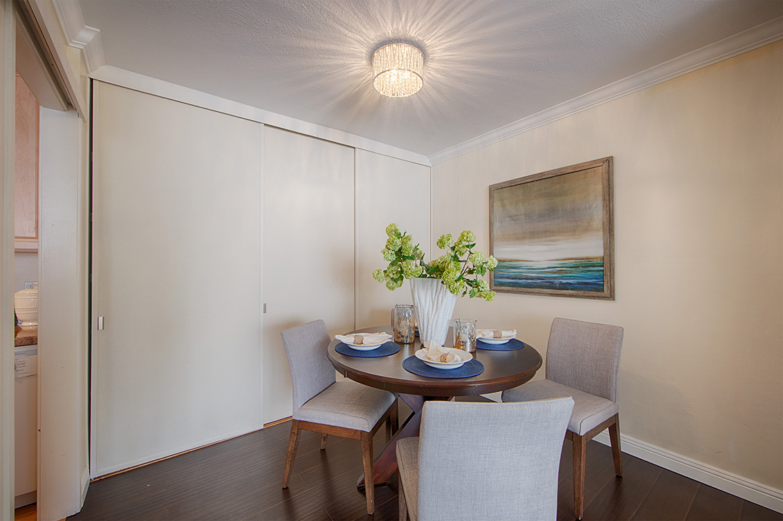 Dining Room (A) picture - 400 Davey Glen Rd 4524, Belmont 94002