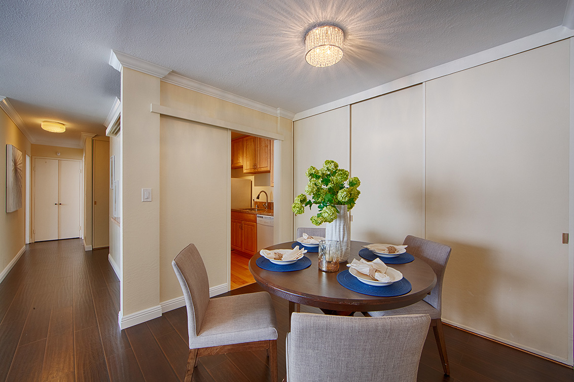 Dining Room (D) picture - 400 Davey Glen Rd 4524, Belmont 94002