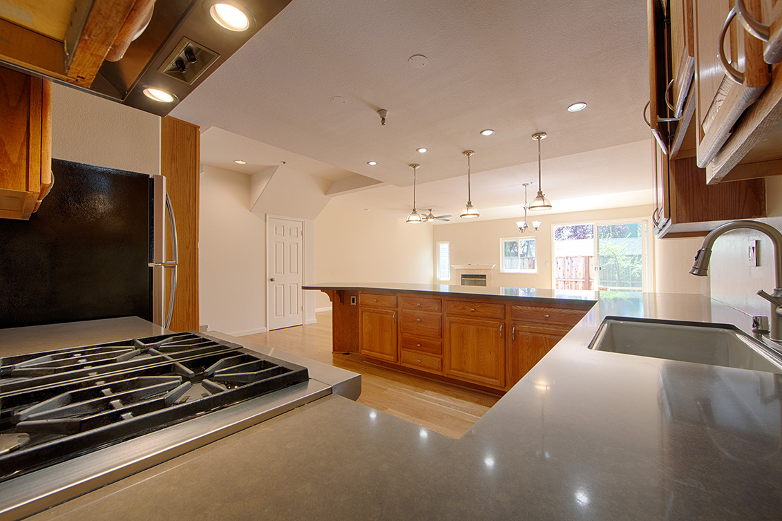 Kitchen (C) picture - 800 E Charleston Rd 15, Palo Alto 94303