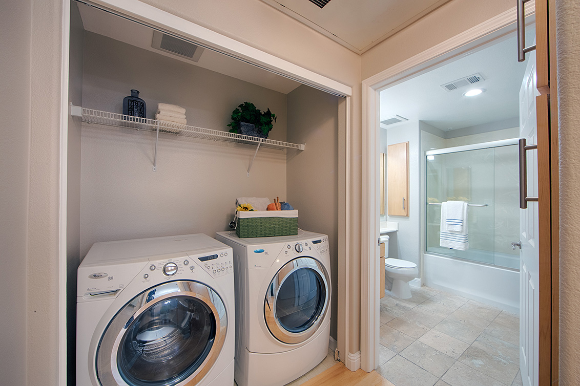 Laundry (A) picture - 2988 Grassina St 113, San Jose 95136