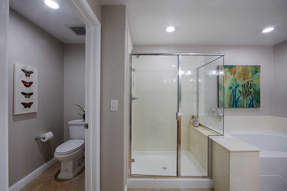Master Bath (C) picture - 2988 Grassina St 113, San Jose 95136