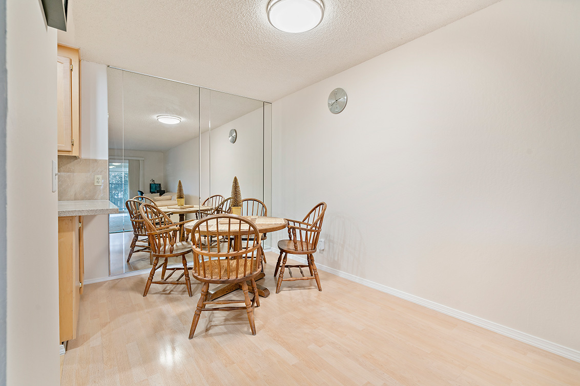 Dining Area (C) picture - 1720 Halford Ave 327, Santa Clara 95051