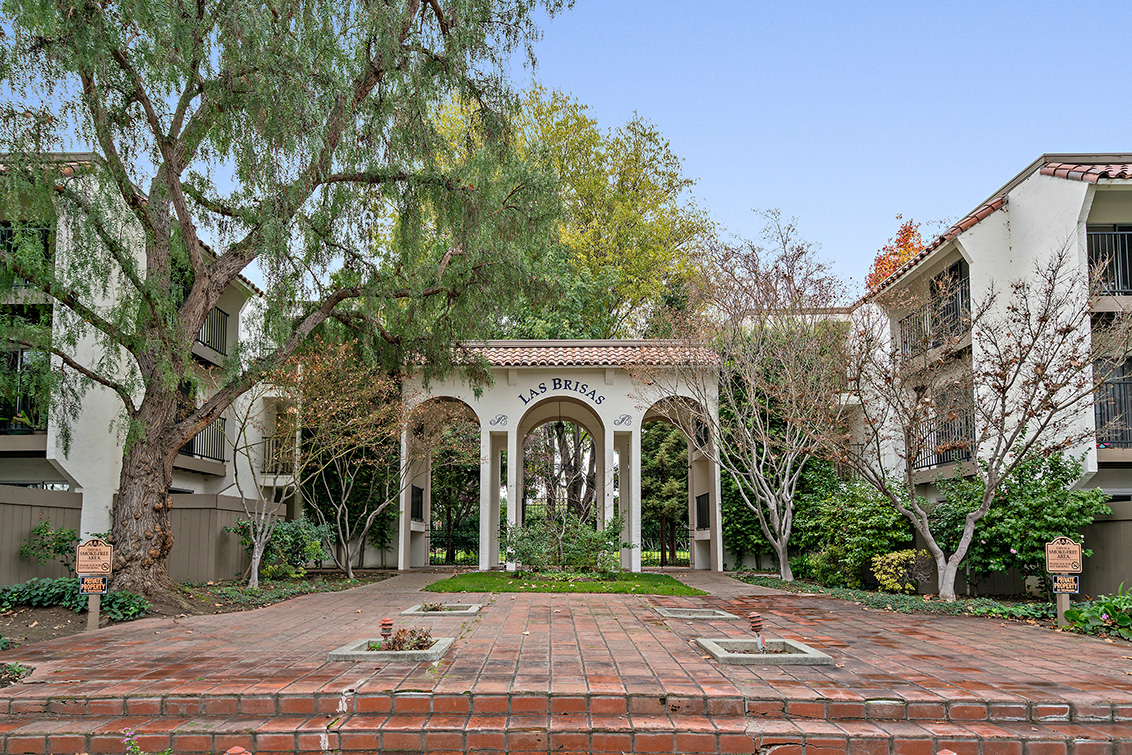 Halford Ave - Santa Clara