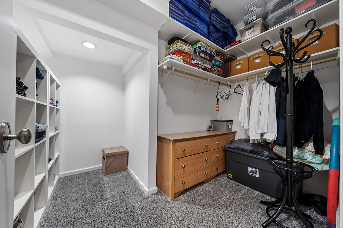 Bedroom 5 Closet  picture - 530 Irven Ct, Palo Alto 94306
