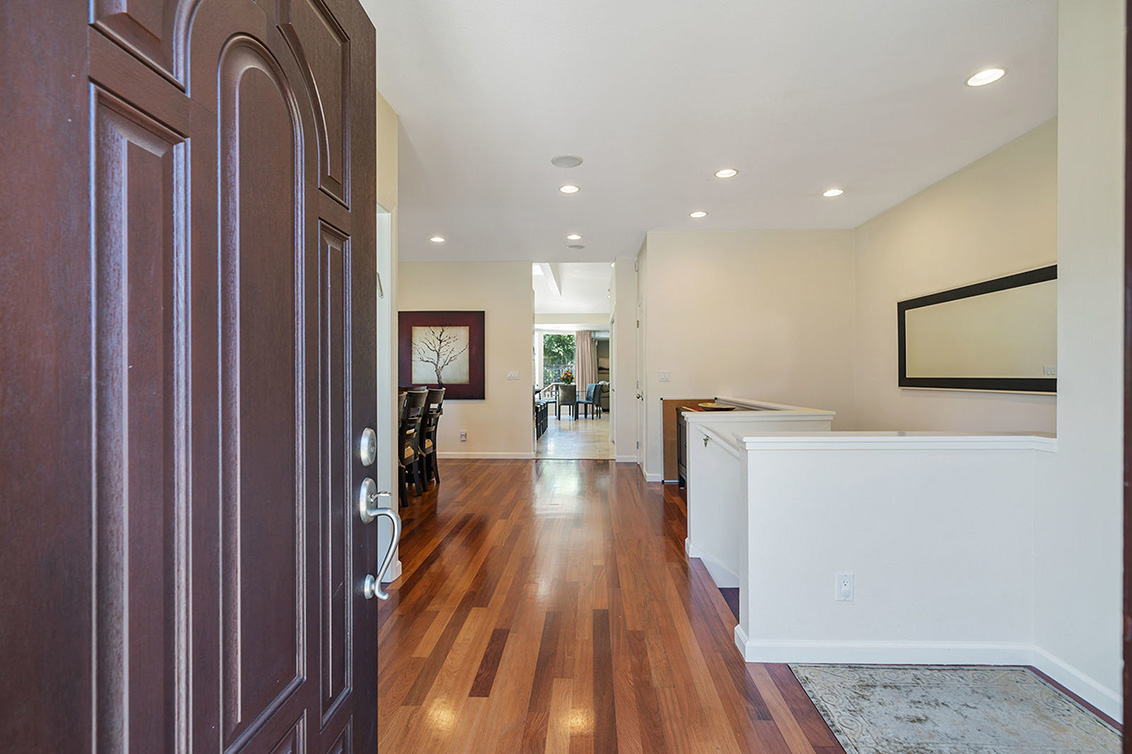 Entrance (B) picture - 530 Irven Ct, Palo Alto 94306