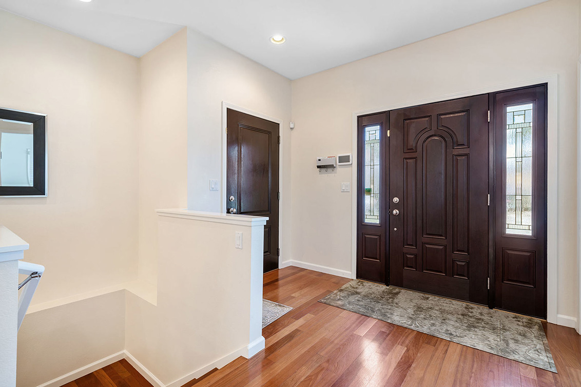 Entrance (C) picture - 530 Irven Ct, Palo Alto 94306