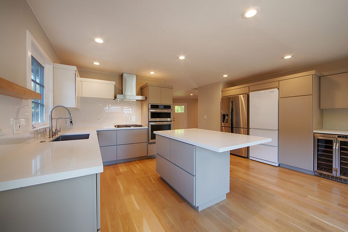 Kitchen (C) Picture - 136 Lyndhurst Ave, San Carlos 94070 Kitchen (C) picture - 136 Lyndhurst Ave, San Carlos 94070