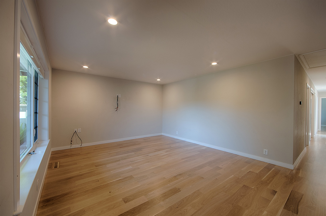Living Room - 136 Lyndhurst Ave, San Carlos 94070