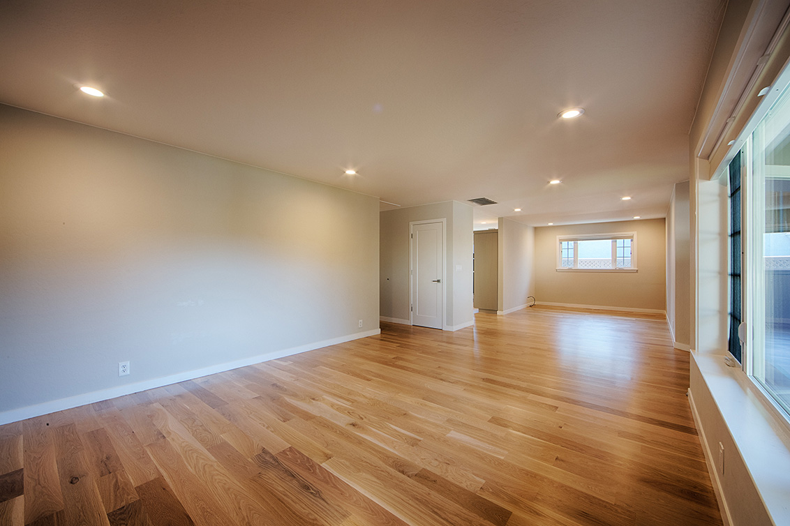 Living Room (D) picture - 136 Lyndhurst Ave, San Carlos 94070