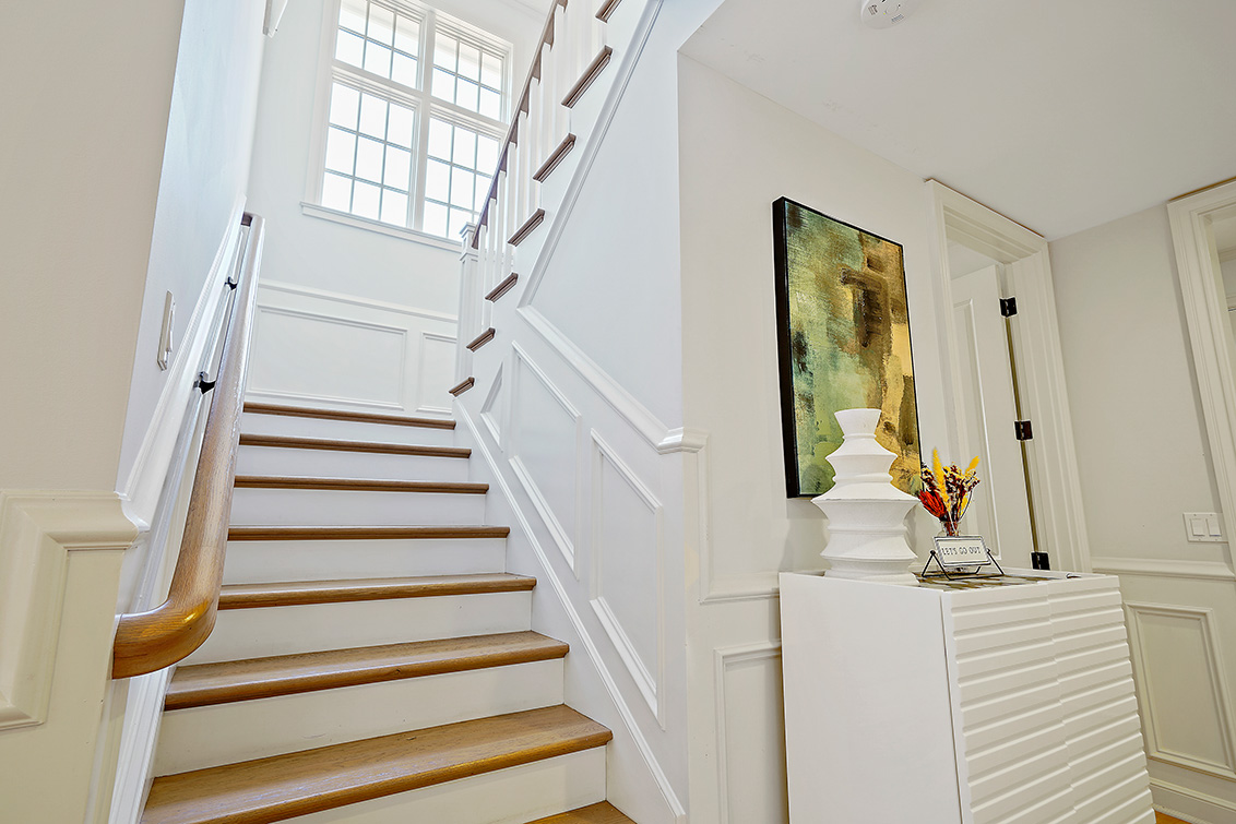 Stairs (A) Picture - 1120 Middlefield Rd, Palo Alto 94301 Stairs (A) picture - 1120 Middlefield Rd, Palo Alto 94301