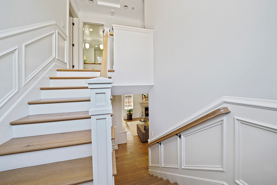 Stairs (B) Picture - 1120 Middlefield Rd, Palo Alto 94301 Stairs (B) picture - 1120 Middlefield Rd, Palo Alto 94301