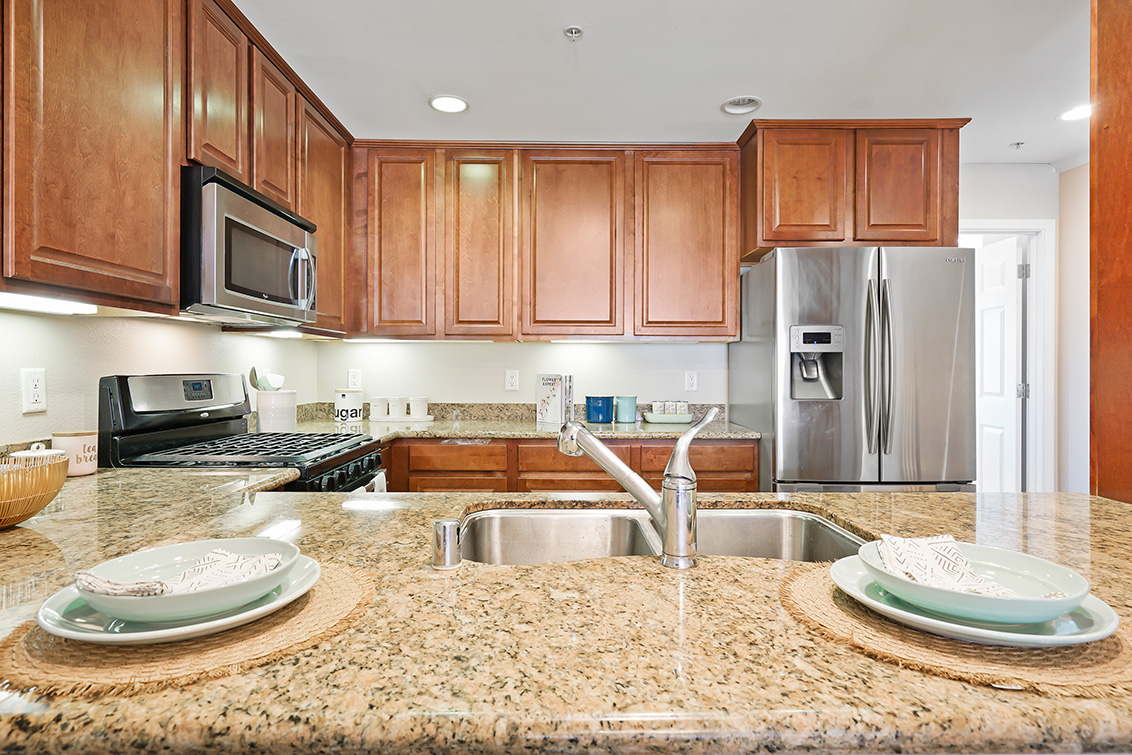 Kitchen (B) Picture - 2214 Raspberry Ln, Mountain View 94043 Kitchen (B) picture - 2214 Raspberry Ln, Mountain View 94043