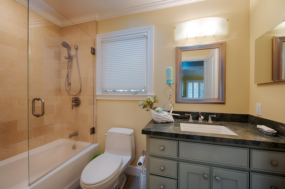 Bathroom 2 (A) Picture - 520 Rhodes Dr, Palo Alto 94303 Bathroom 2 (A) picture - 520 Rhodes Dr, Palo Alto 94303