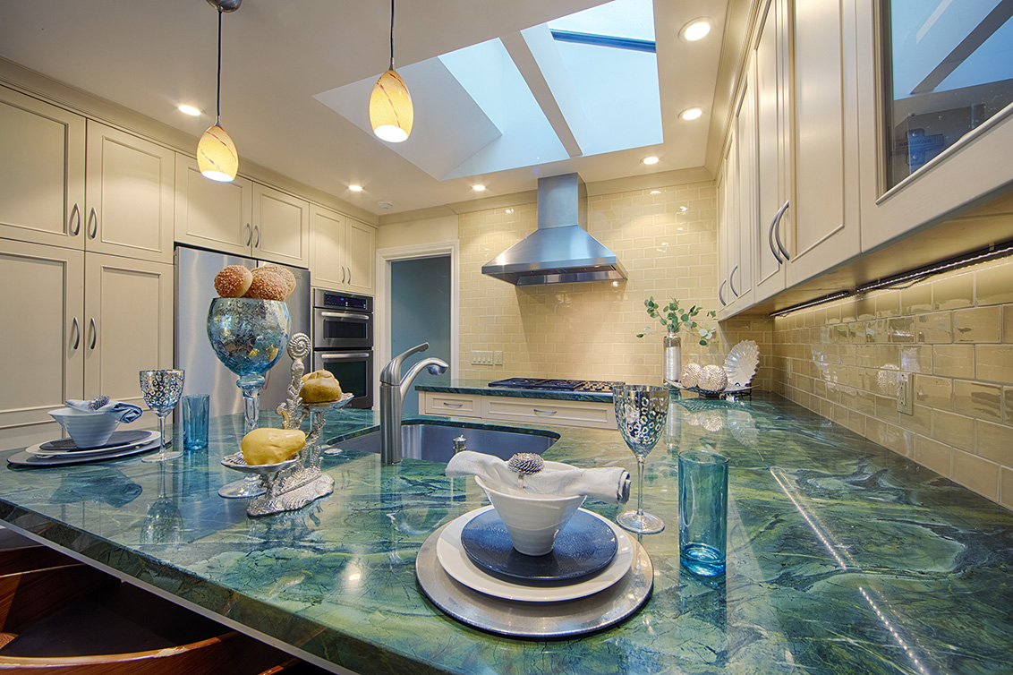Kitchen (C) Picture - 520 Rhodes Dr, Palo Alto 94303 Kitchen (C) picture - 520 Rhodes Dr, Palo Alto 94303