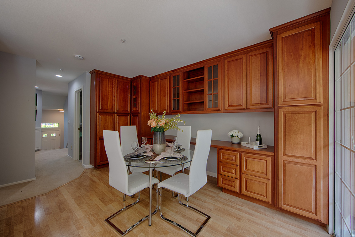 Dining Area (B) picture - 444 San Antonio Rd 4a, Palo Alto 94306