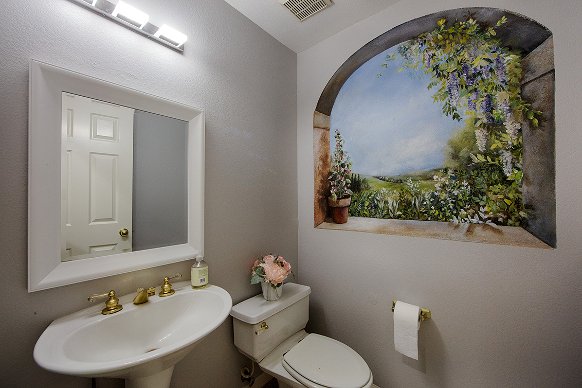 Half Bath (A) picture - 444 San Antonio Rd 4a, Palo Alto 94306
