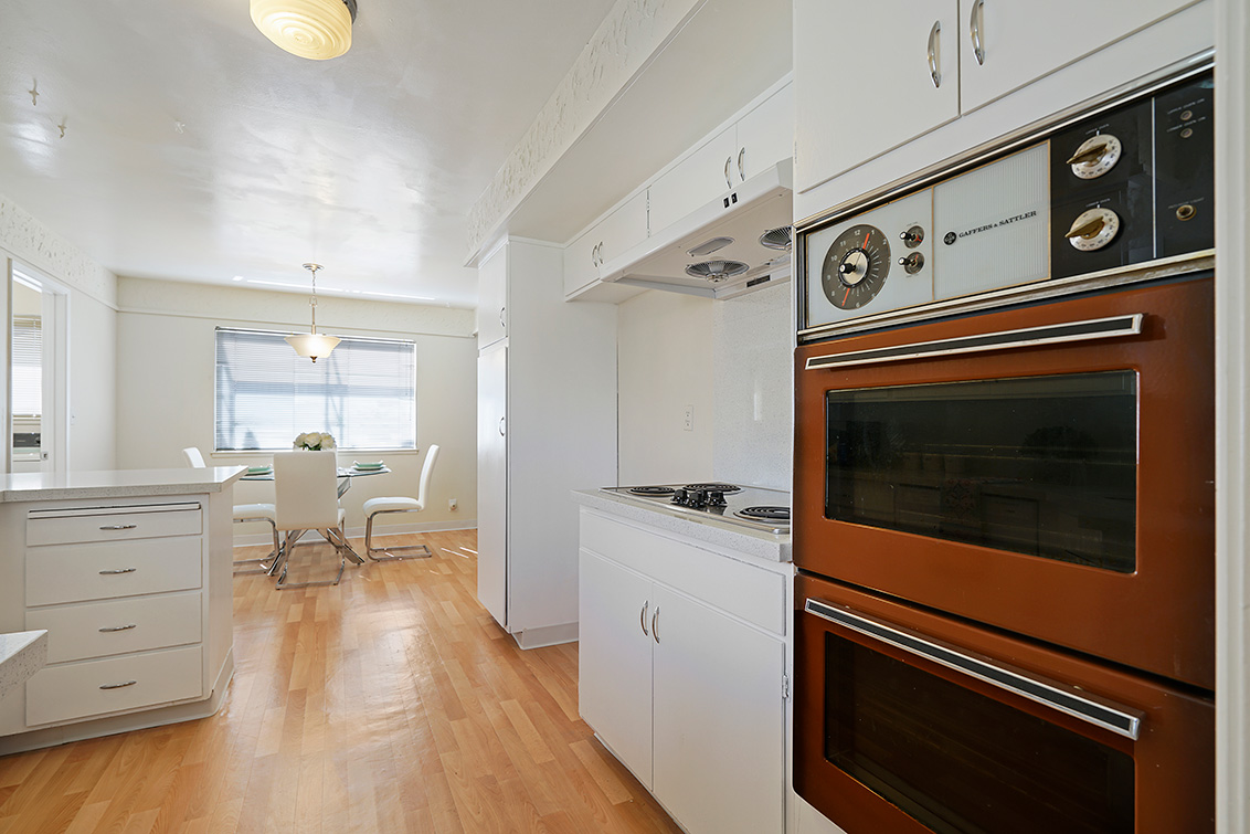 Kitchen (D) picture - 1483 Stone Creek Dr, San Jose 95132