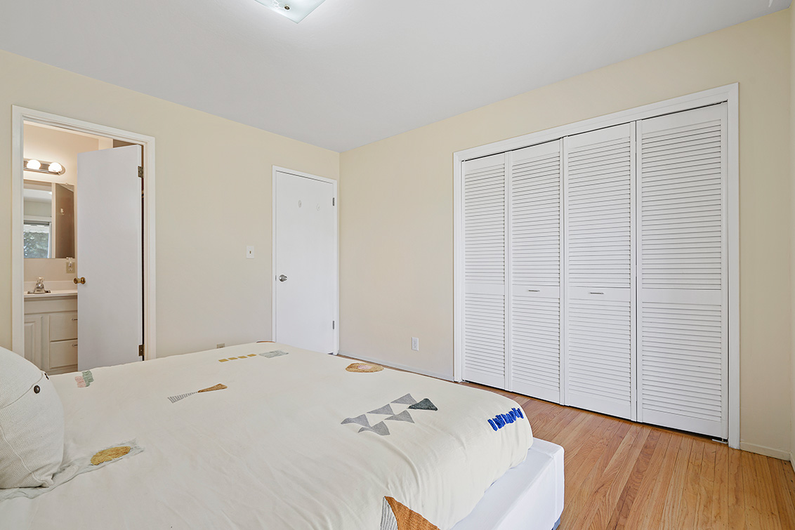 Master Bedroom (B) picture - 1483 Stone Creek Dr, San Jose 95132