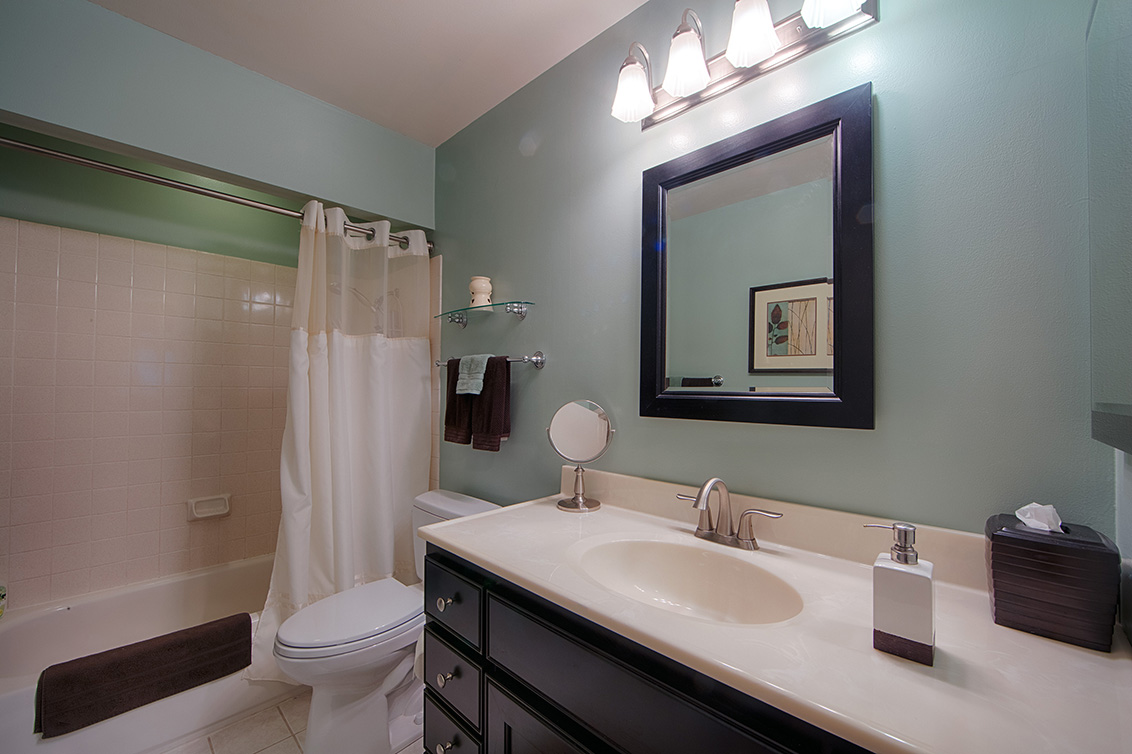 Bathroom 2 (A) Picture - 224 Viento Dr, Fremont 94536 Bathroom 2 (A) picture - 224 Viento Dr, Fremont 94536