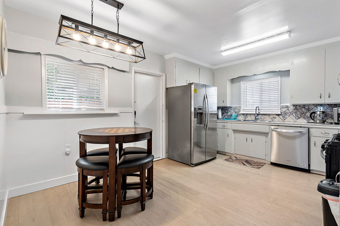 Kitchen (B) picture - 126 E Humboldt St, San Jose 95112