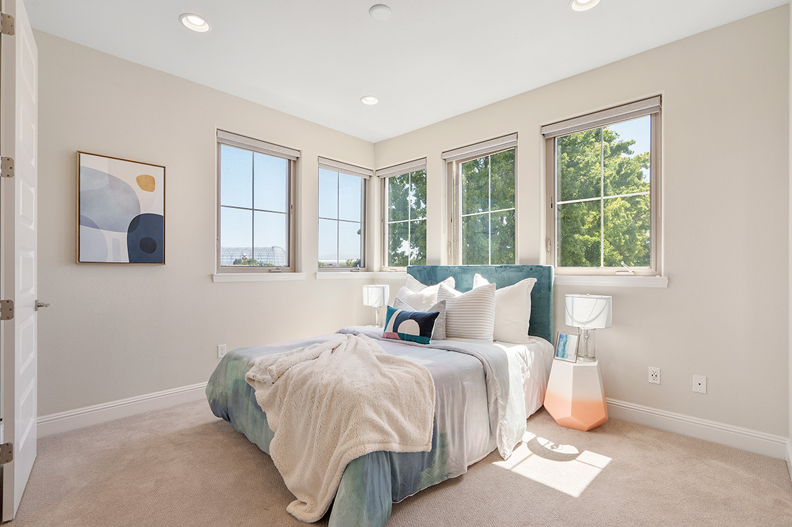 Master Bedroom (A) picture - 139 Fairchild Dr, Mountain View 94043