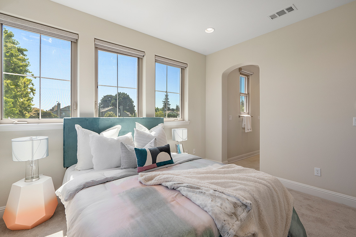 Master Bedroom (D) picture - 139 Fairchild Dr, Mountain View 94043