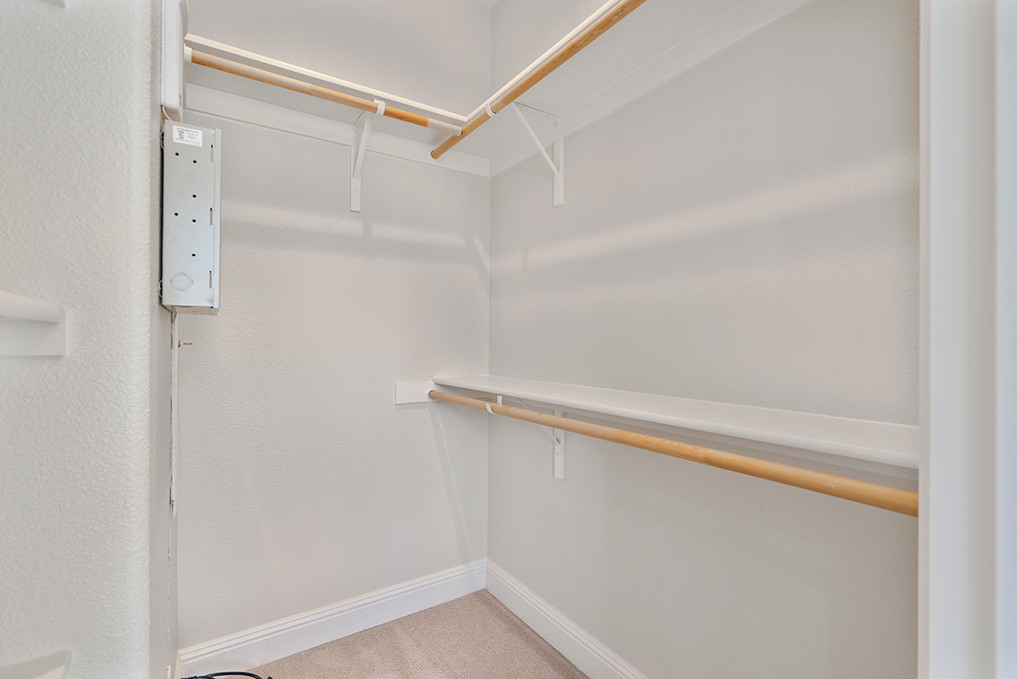 Master Closet (A) picture - 139 Fairchild Dr, Mountain View 94043