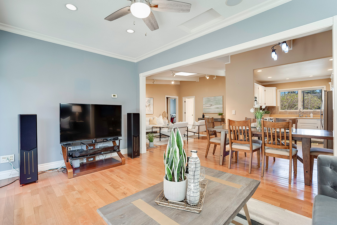 Family Room (C) picture - 3932 Park Blvd, Palo Alto 94306