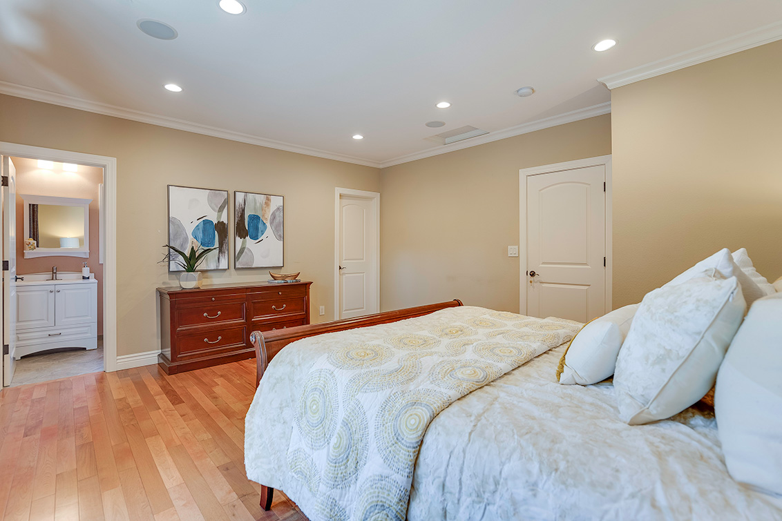 Master Bedroom (D) Picture - 3932 Park Blvd, Palo Alto 94306 Master Bedroom (D) picture - 3932 Park Blvd, Palo Alto 94306