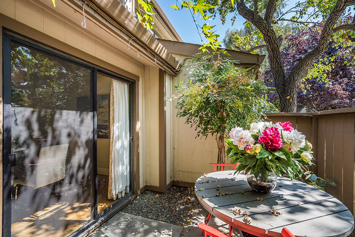 Patio (C) Picture - 49 Showers Dr F433, Mountain View 94040 Patio (C) picture - 49 Showers Dr F433, Mountain View 94040