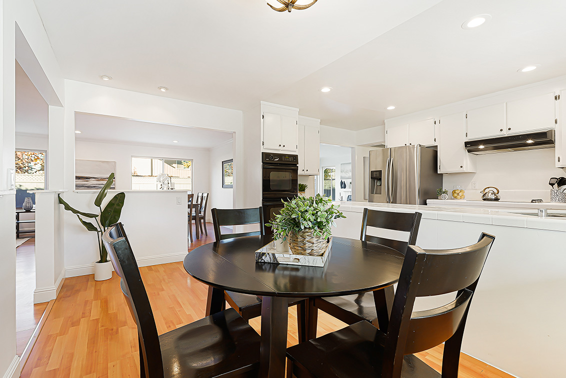 Breakfast Area (C) picture - 4397 Stone Canyon Dr, San Jose 95136