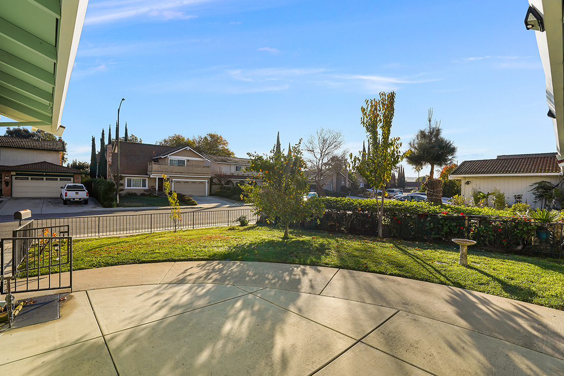 Front Door View (A) picture - 4397 Stone Canyon Dr, San Jose 95136
