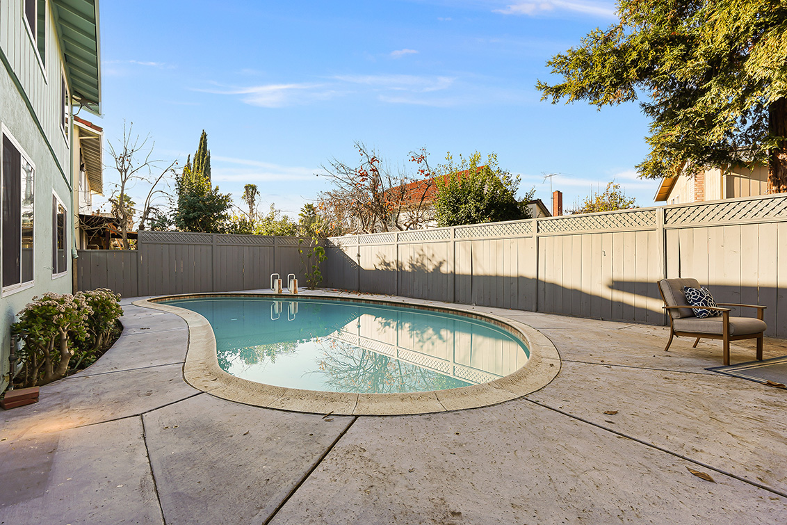 Swimming Pool (A) picture - 4397 Stone Canyon Dr, San Jose 95136