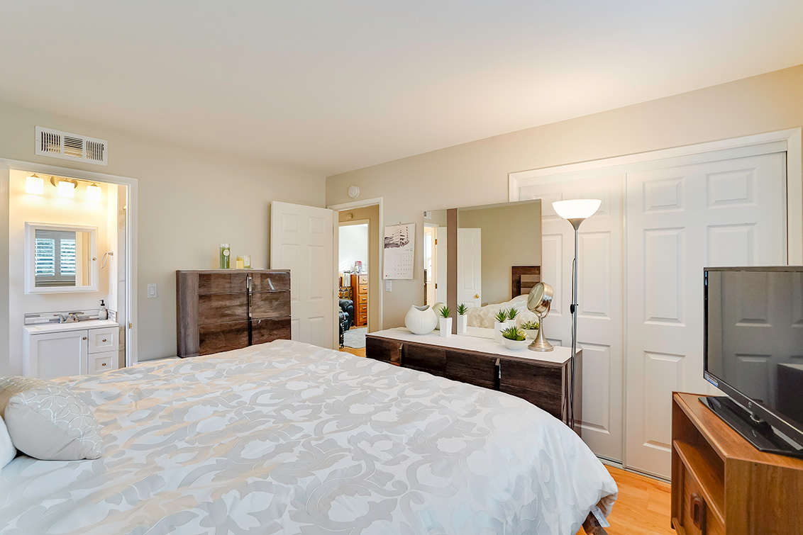 Master Bedroom (B) picture - 1319 Wylie Way, San Jose 95130