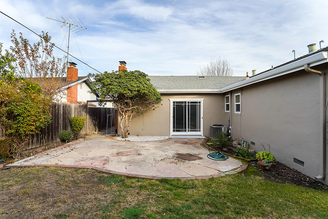 Patio (A) picture - 1319 Wylie Way, San Jose 95130