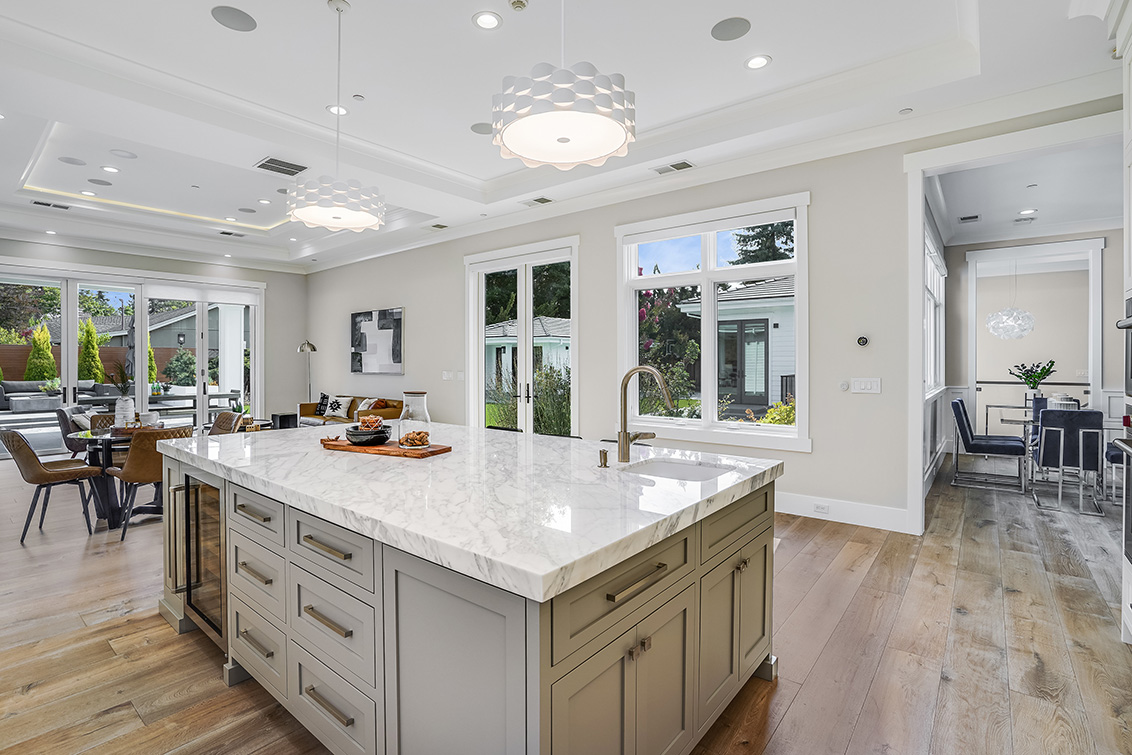 Kitchen Island Picture - 686 Spargur Dr, Los Altos 94022 Kitchen Island picture - 686 Spargur Dr, Los Altos 94022