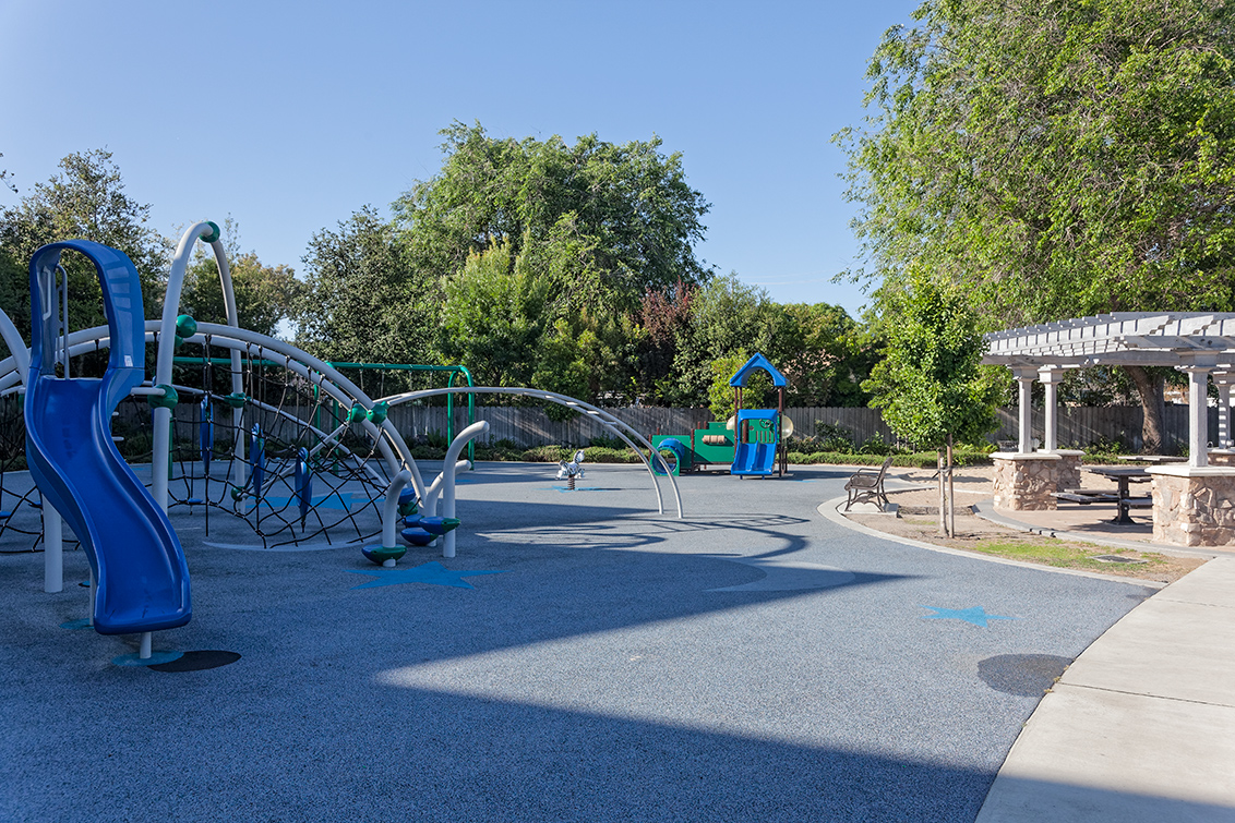 Sierra Vista Park - Mountain View, CA